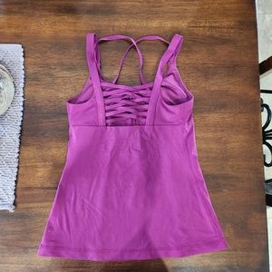 Lululemon Tank  Hot to Street Regal Plus Size 6 EUC